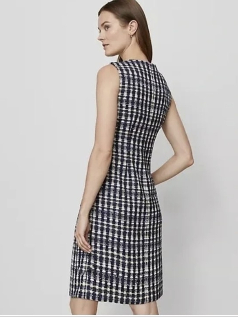 Ann Taylor Sleeveless Tweed Button Shift Dress  - Size 10 - Picture 2 of 11
